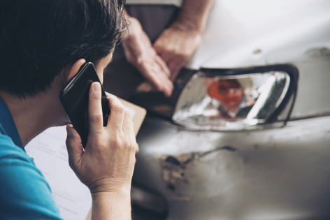 Ce trebuie sa faci daca esti implicat intr-un accident usor cu masina? Cum se completeaza amiabila [MODEL - PDF]
